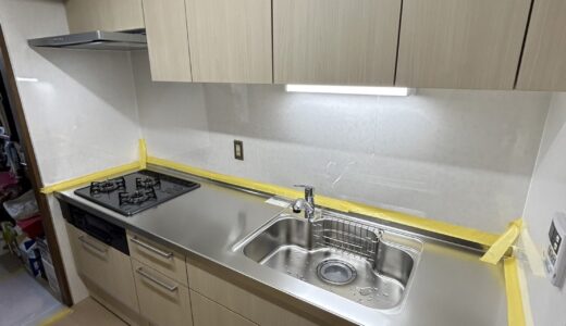 見た目も使いやすさも両立したラクエラの快適キッチン